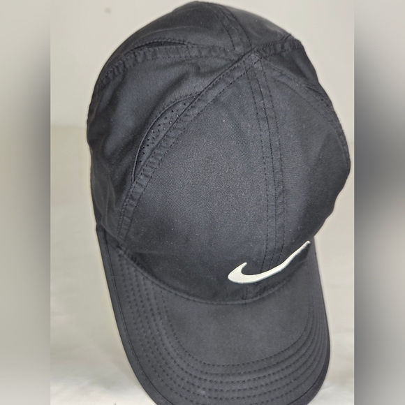 Nike OS Featherlight Dri-Fit Cap Recycled Polyester Fabric Accesory (**) - Picture 5 of 12
